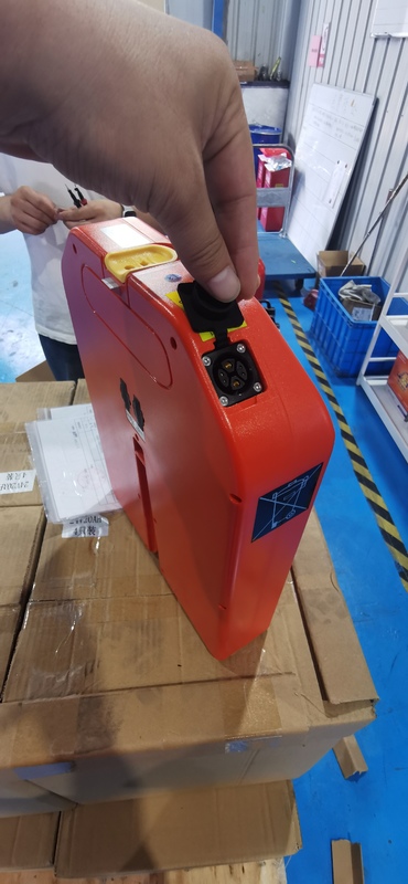 280*75*378MM PET15N شاحنة منصة نقالة صينية بطارية ليثيوم أصلية خاصة 24 فولت 36 أمبير