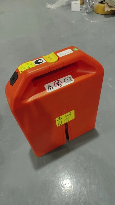 بطارية ليثيوم أصلية خاصة لرافعة شوكية صينية ذات دورة عميقة عالية الجودة 24 فولت 36 أمبير في الساعة لرافعة شوكية منصات نقالة PET15N